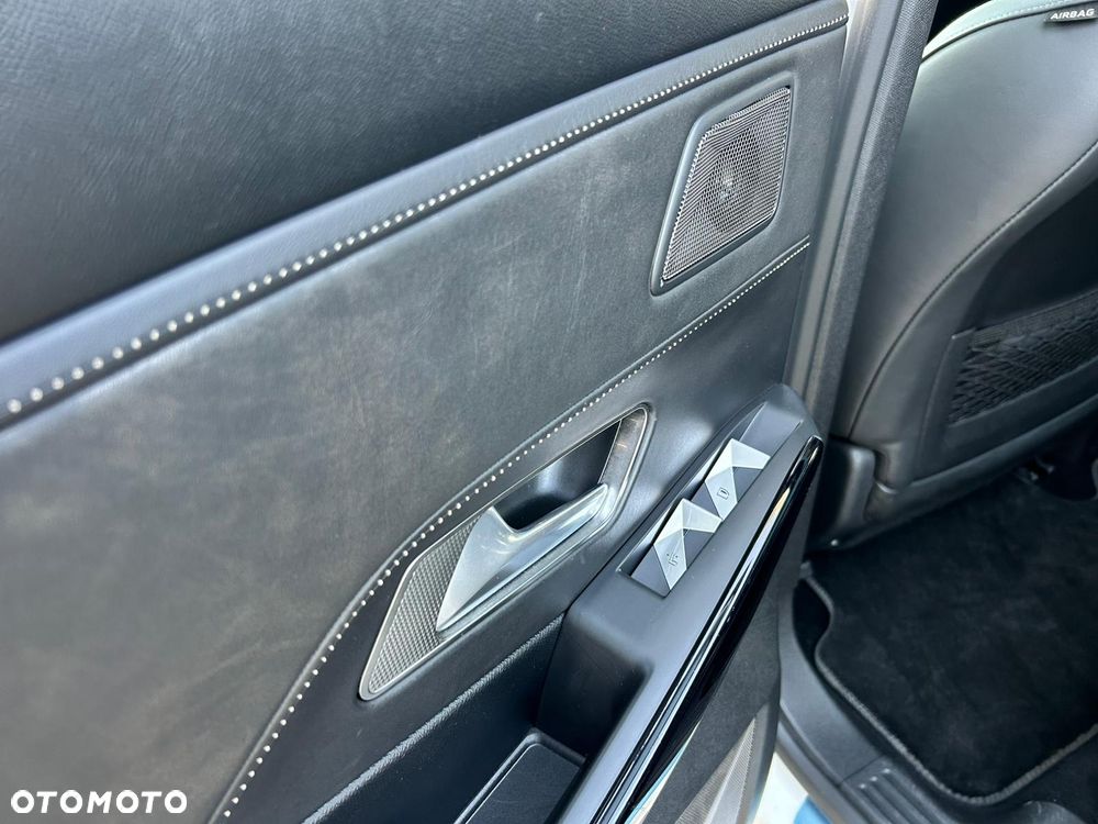 DS Automobiles DS 7 Crossback - 36