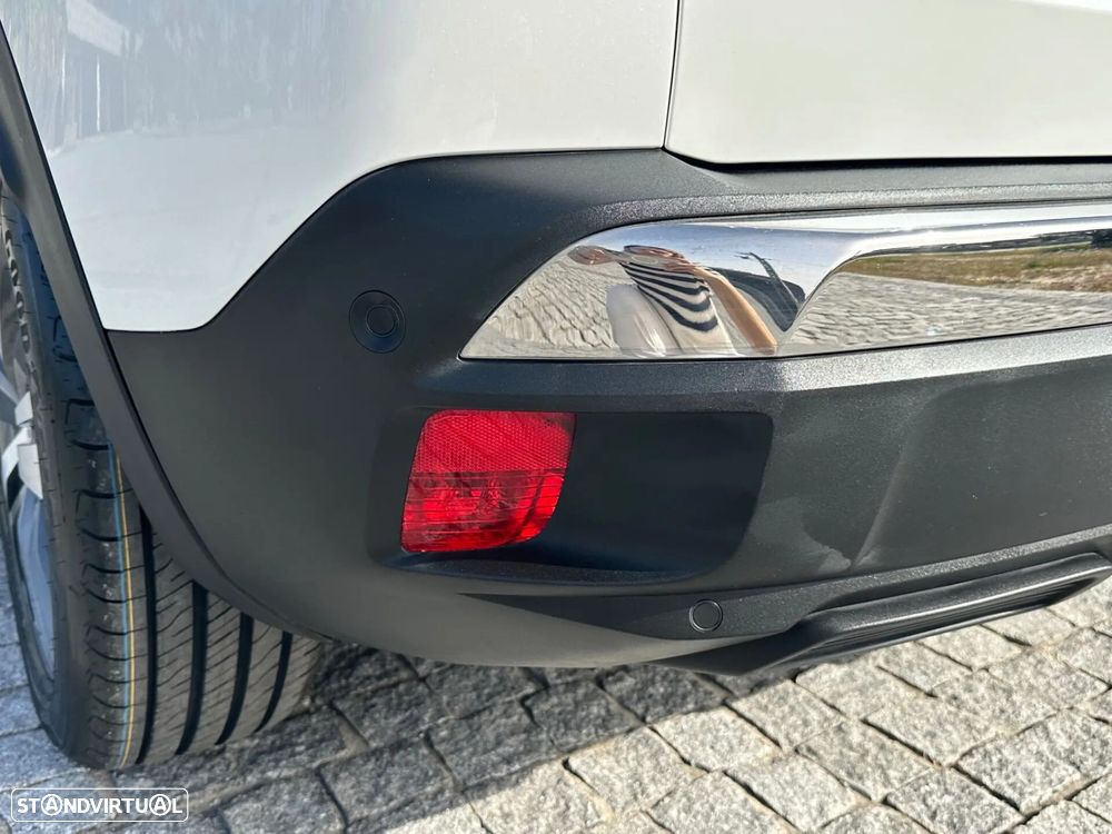 Peugeot 3008 1.6 Hybrid Allure e-EAT8 - 14