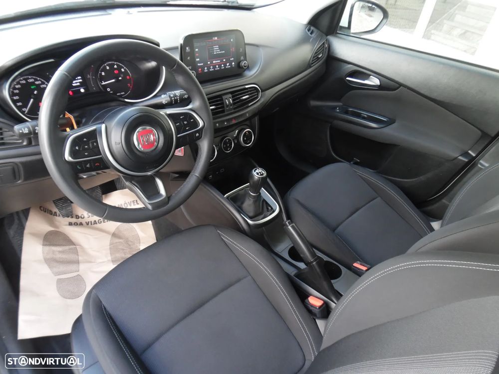 Fiat Tipo Station Wagon 1.0 GSE T3 City Life - 20
