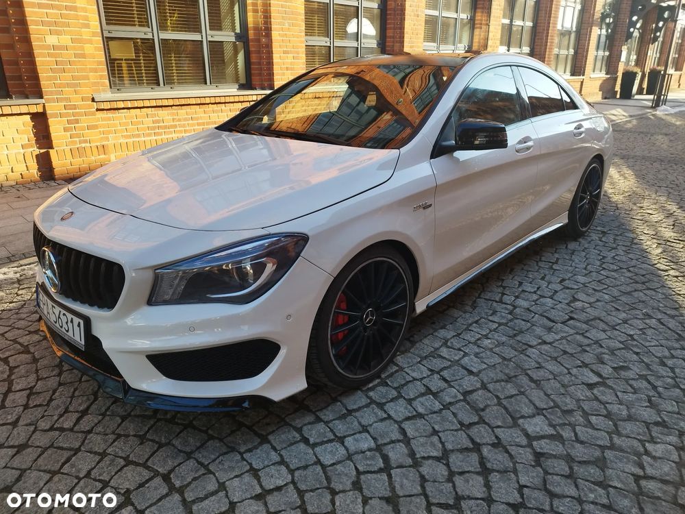 Mercedes-Benz CLA AMG 45 4Matic 7G-DCT - 4