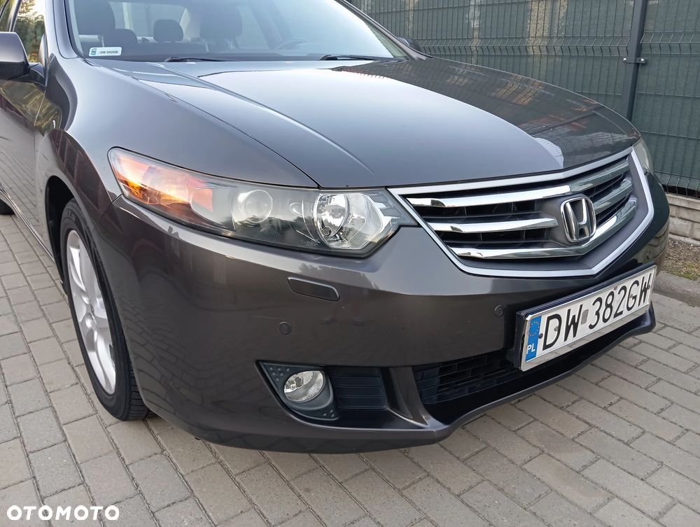 Honda Accord 2.0 Executive - 21