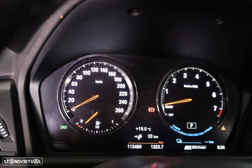 BMW 225xe Active Tourer Advantage - 25