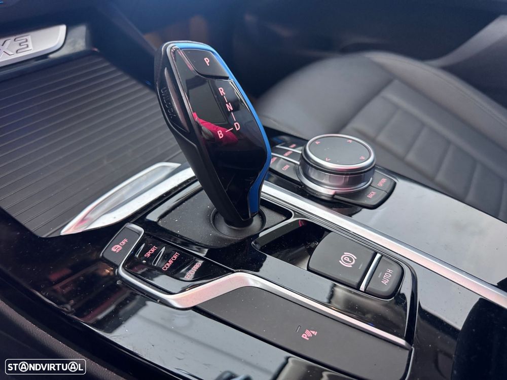 BMW iX3 Inspiring - 21