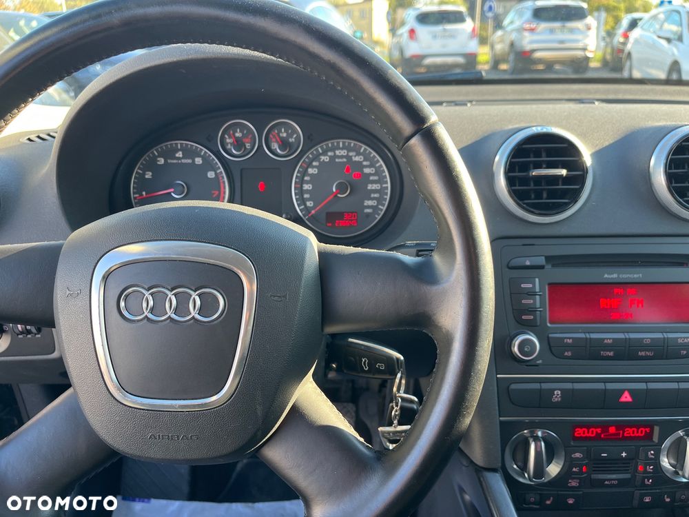 Audi A3 Sportback 1.6 Attraction - 12