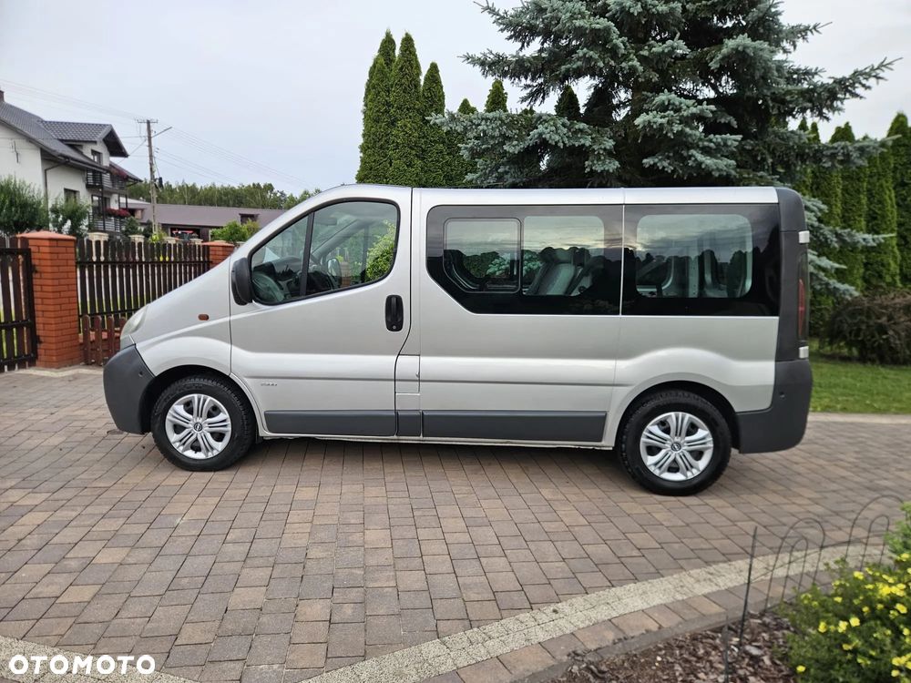 Opel Vivaro - 2