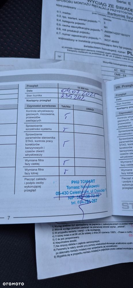 Mazda 3 1.6 Active + - 10