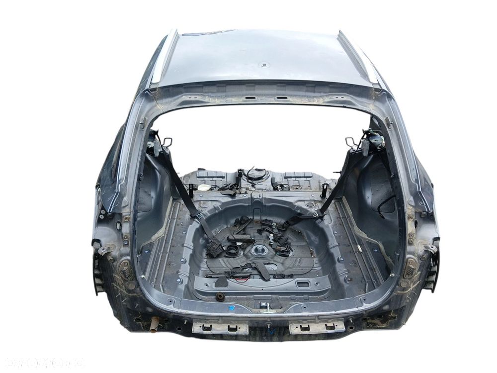 PAS TYLNY WANNA HYUNDAI I30 III KOMBI (2016-2018) 1.6 CRDI 110KM - 5