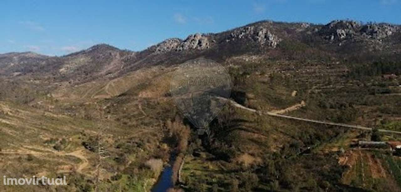 Moradia T2 para venda - Grande imagem: 2/22