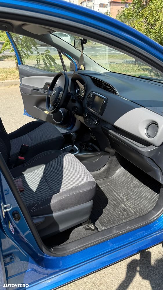 Toyota Yaris 1.5 VVT-i HSD Luna - 10