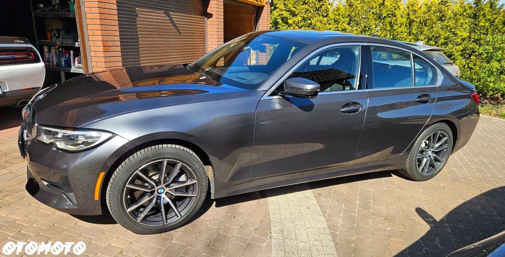 BMW Seria 3 330i xDrive M Sport sport - 4