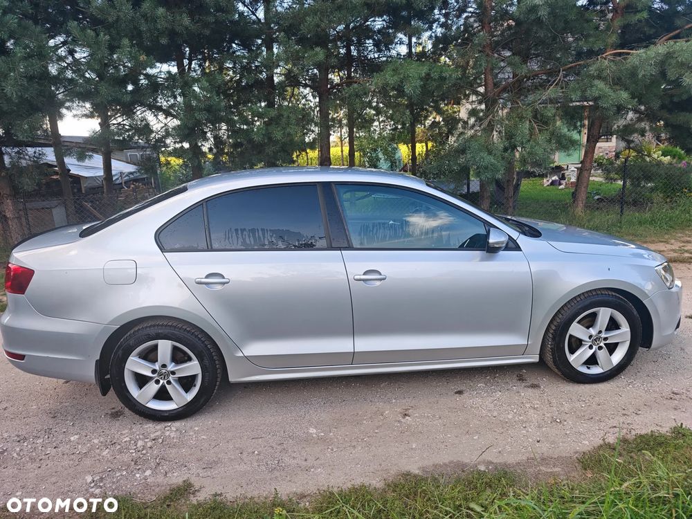 Volkswagen Jetta 1.4 TSI Comfortline - 17
