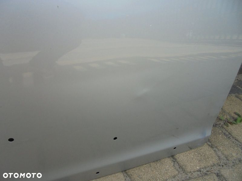 TOYOTA YARIS VERSO - drzwi tylne prawe - 2