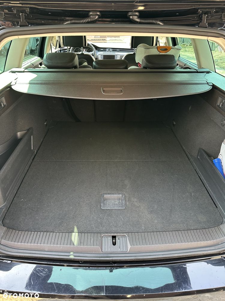 Volkswagen Passat Alltrack - 14