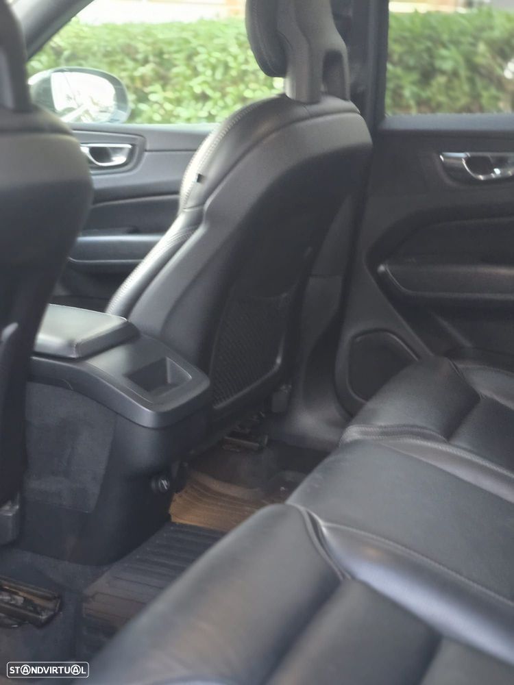 Volvo XC 40 2.0 D4 Inscription AWD - 12