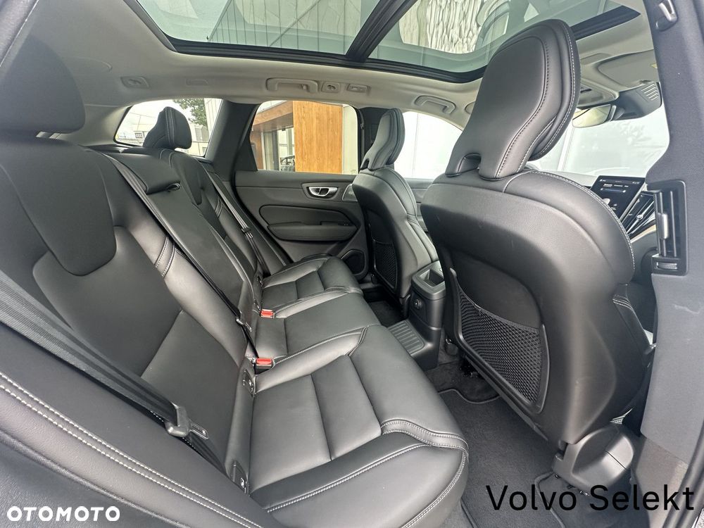 Volvo XC 60 - 32