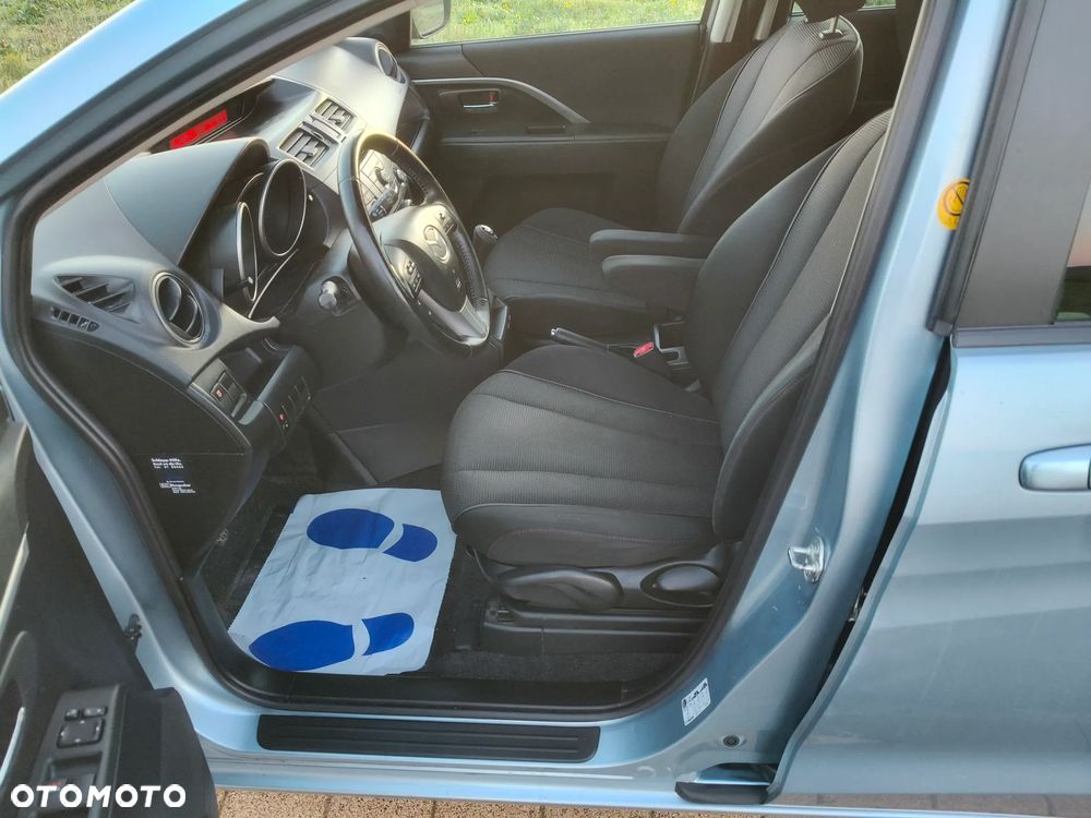 Mazda 5 - 7