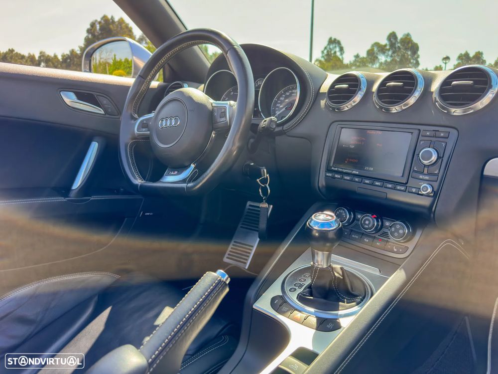 Audi TTS Roadster 2.0 TFSi quattro S Tronic - 23