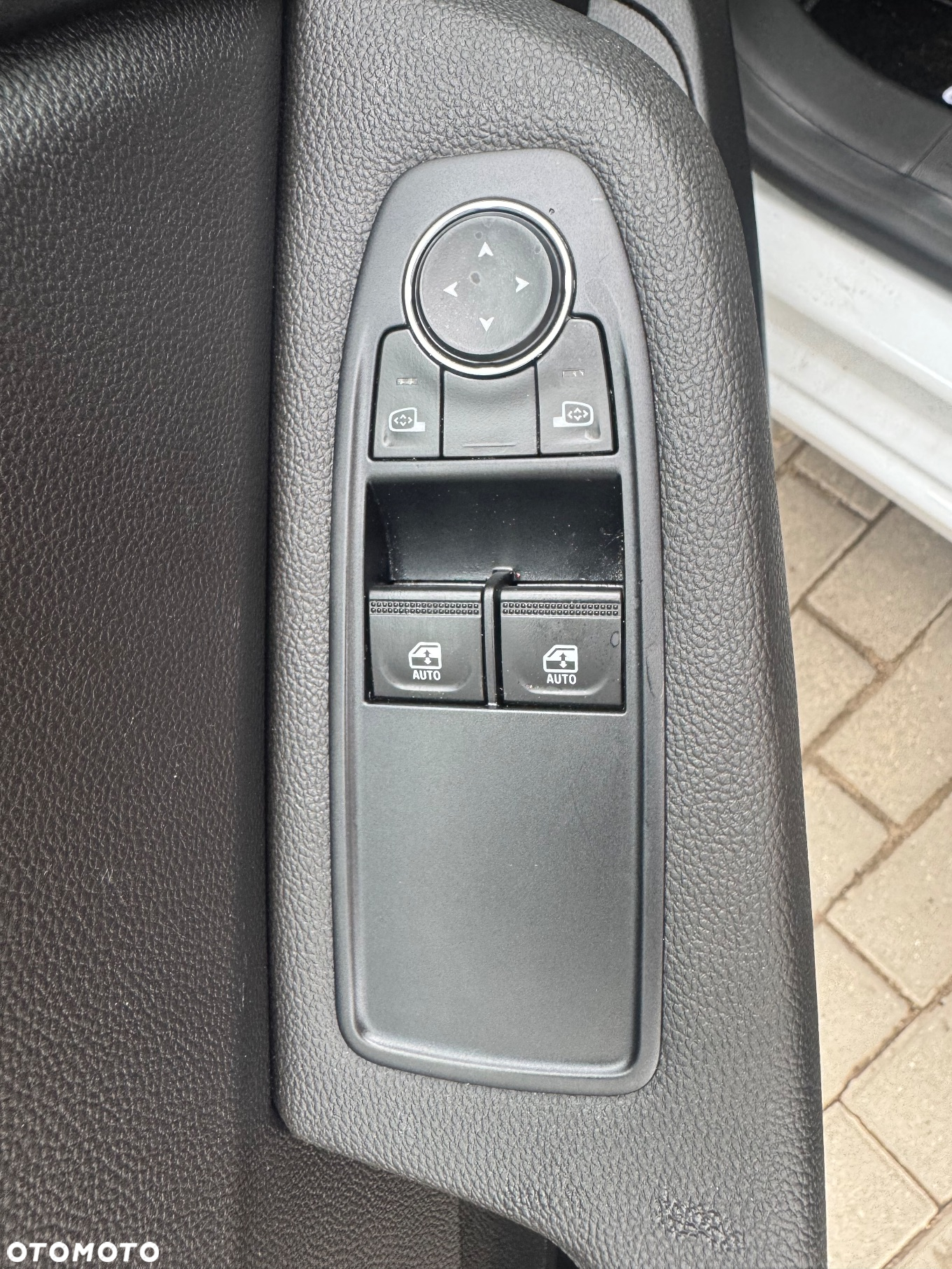Renault Clio E-TECH Hybrid 140 BUSINESS EDITION - 21