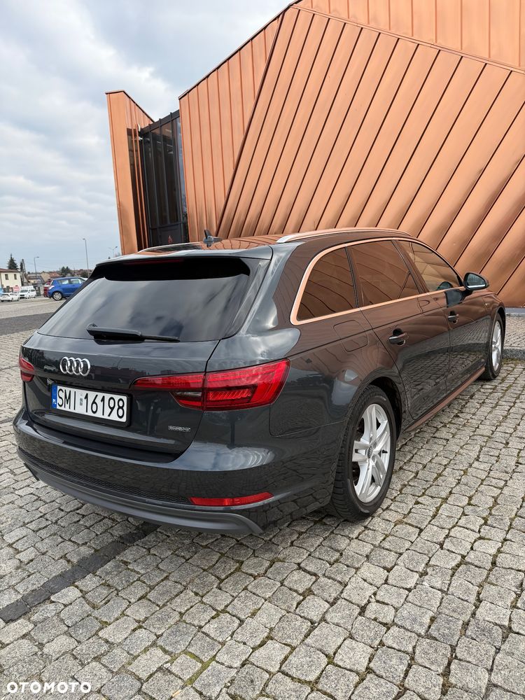 Audi A4 Avant 2.0 TDI Quattro S tronic - 7