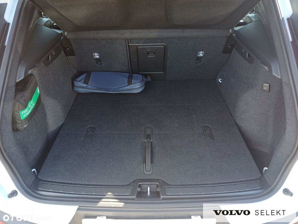Volvo XC 40 - 29