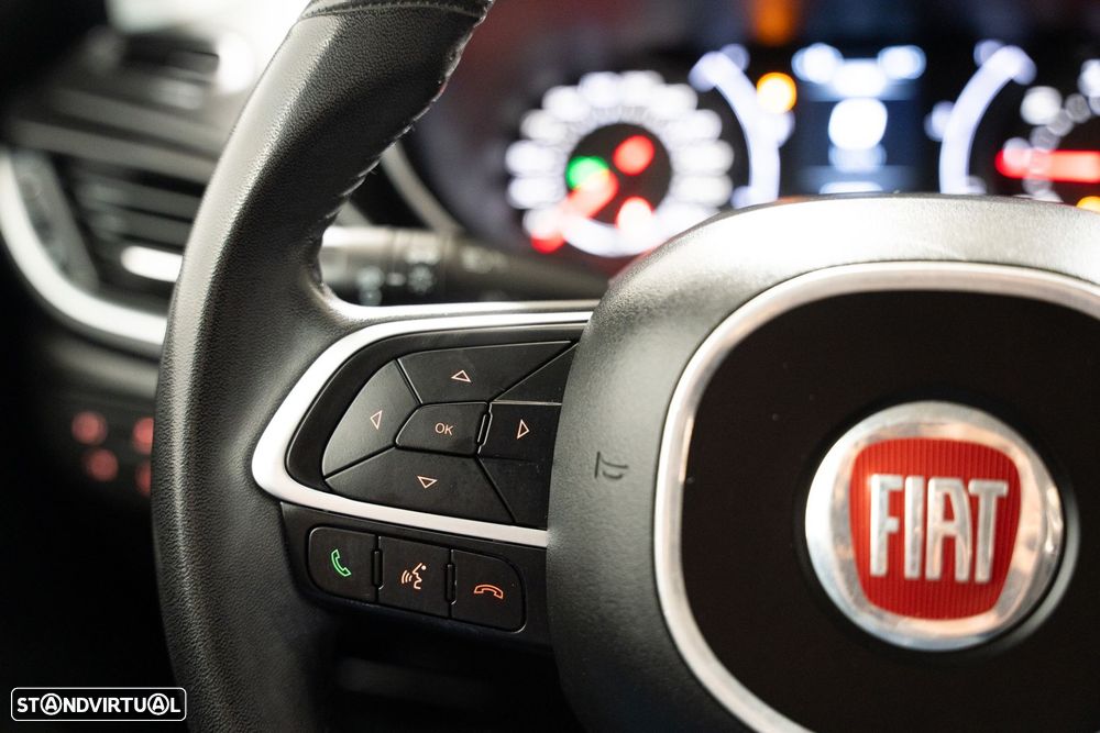 Fiat Tipo Station Wagon 1.3 M-Jet Lounge - 14