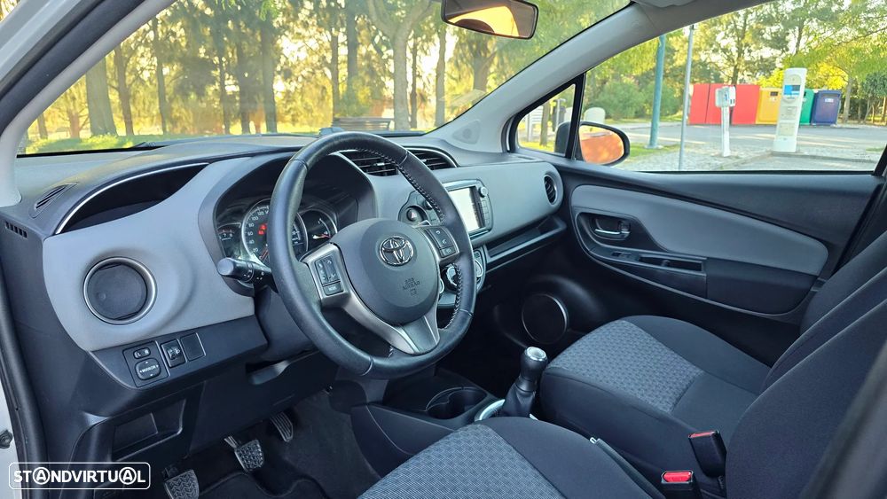 Toyota Yaris 1.0 VVT-i Comfort+P.Style - 15