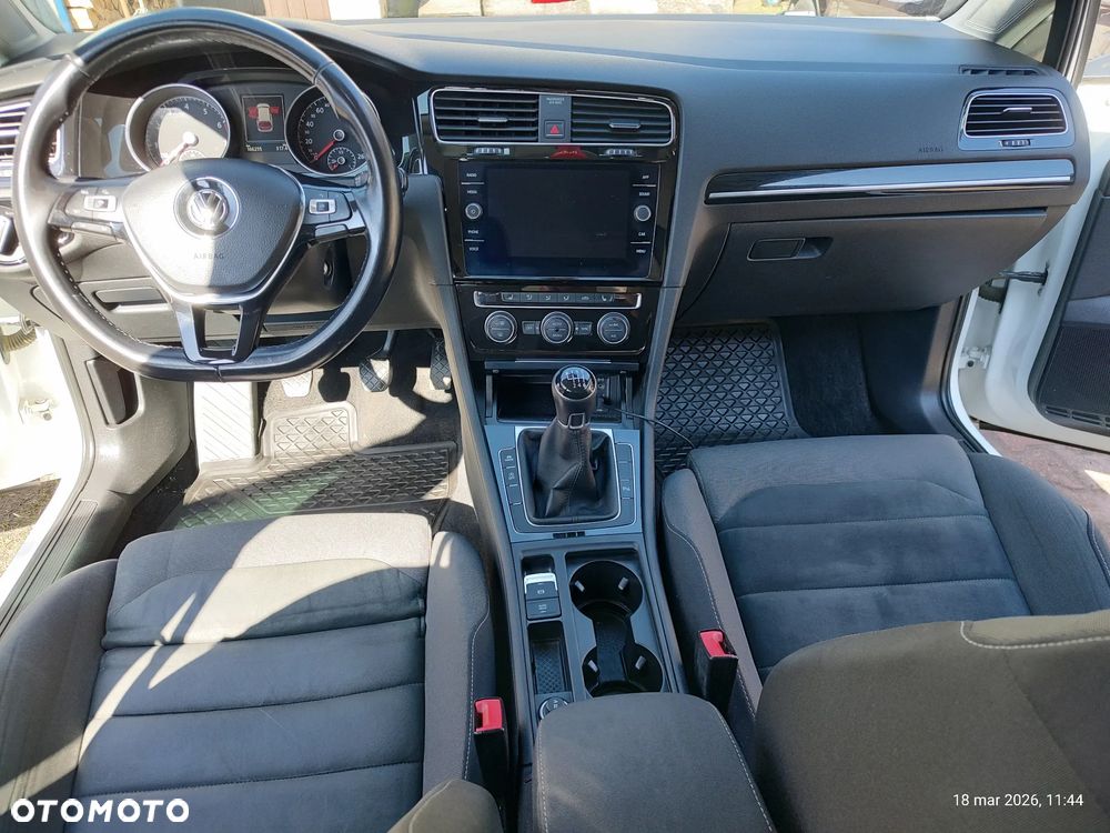 Volkswagen Golf 1.4 TSI BMT Highline - 12