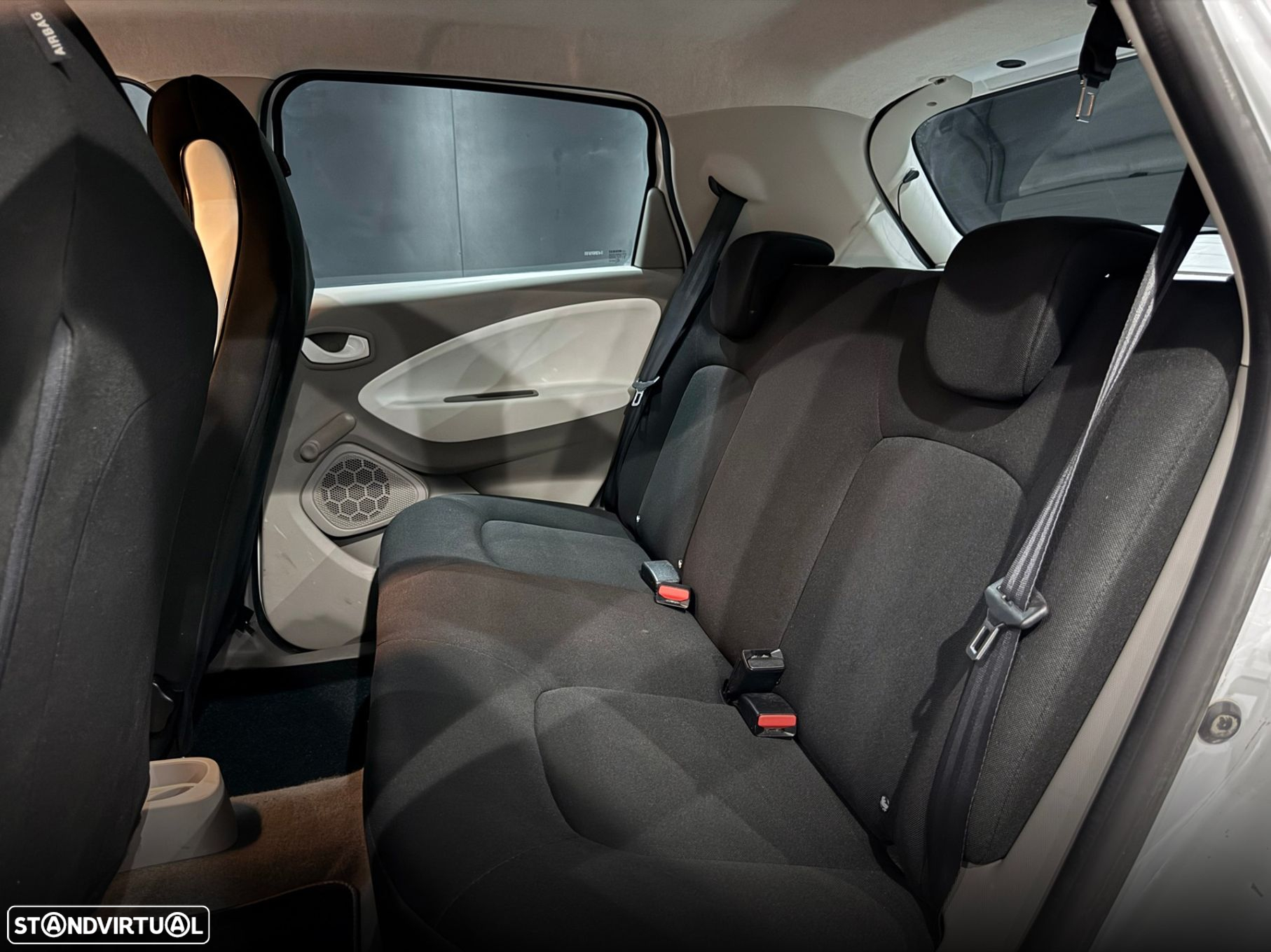 Renault Zoe - 19