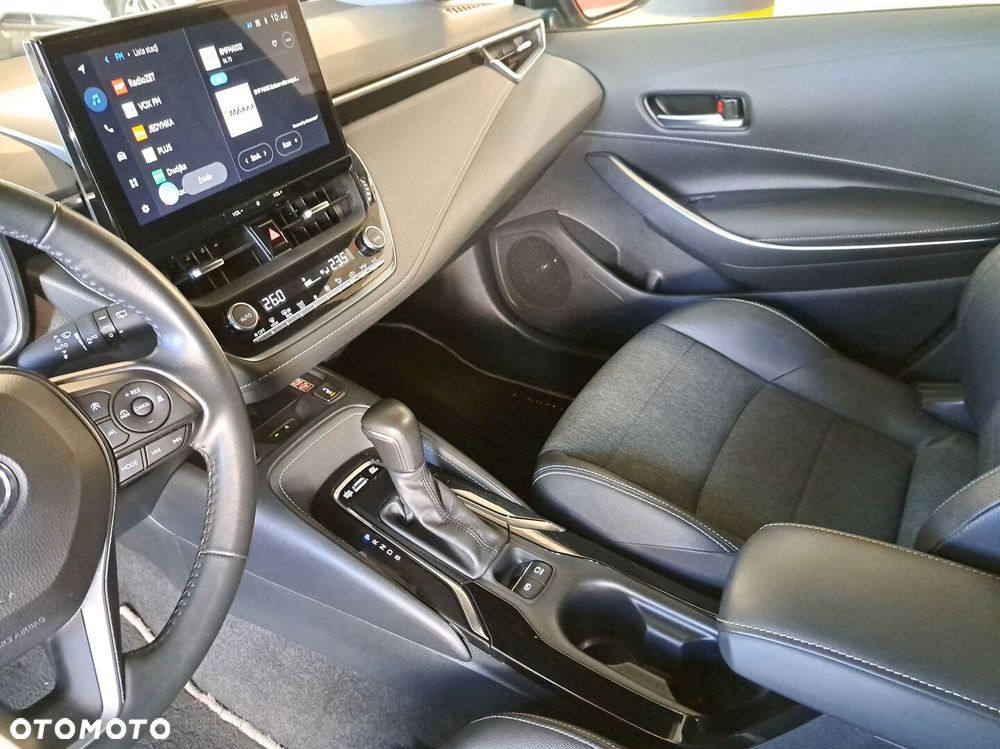 Toyota Corolla 1.8 Hybrid Style - 30