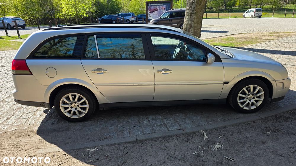 Opel Vectra 2.2 Design - 2