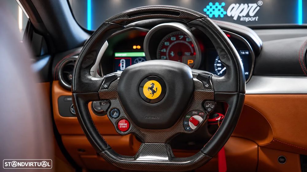 Ferrari FF 6.3 V12 - 17