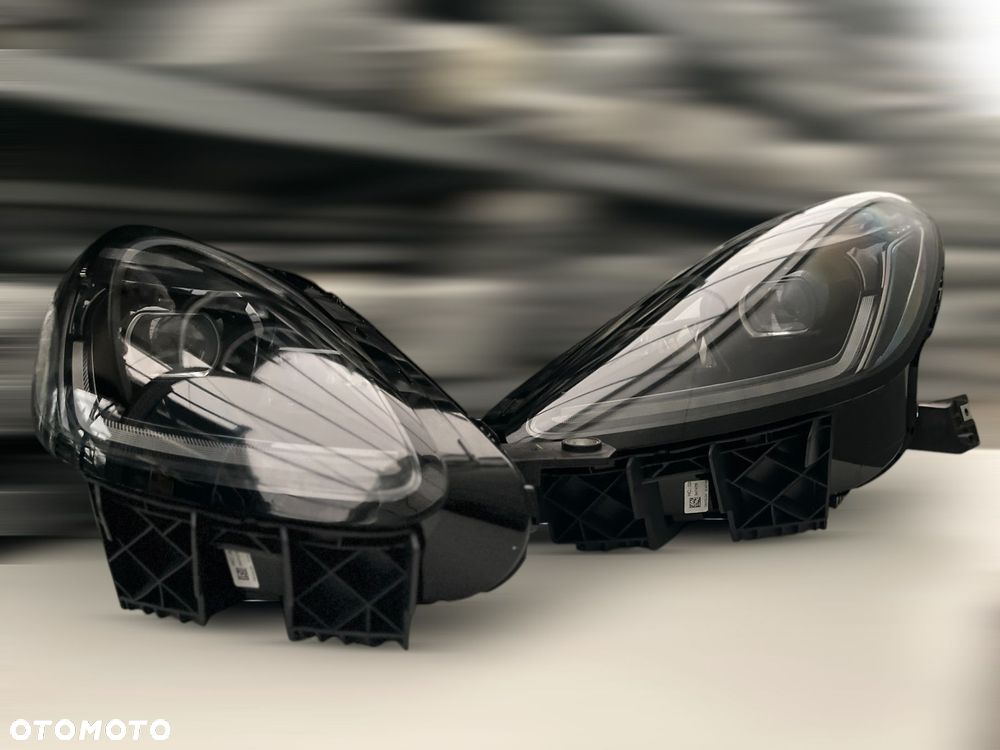 Maserati Grecale Black Full Led Reflektor L+r - 14