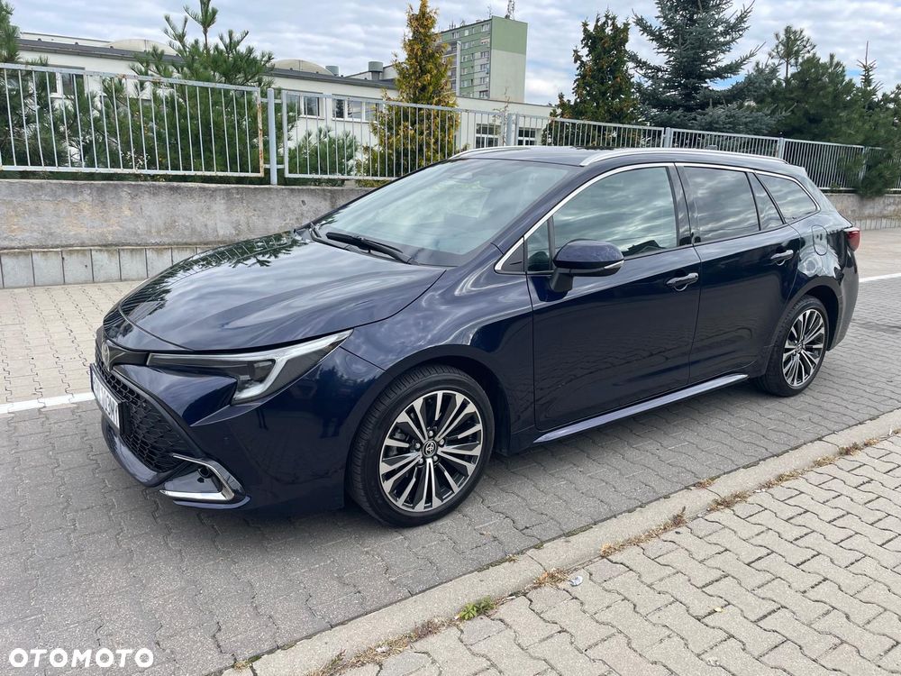 Toyota Corolla - 1