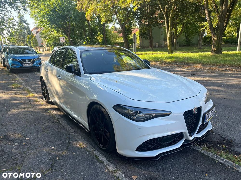 Alfa Romeo Giulia 2.0 Turbo 16V AT8 Veloce - 8