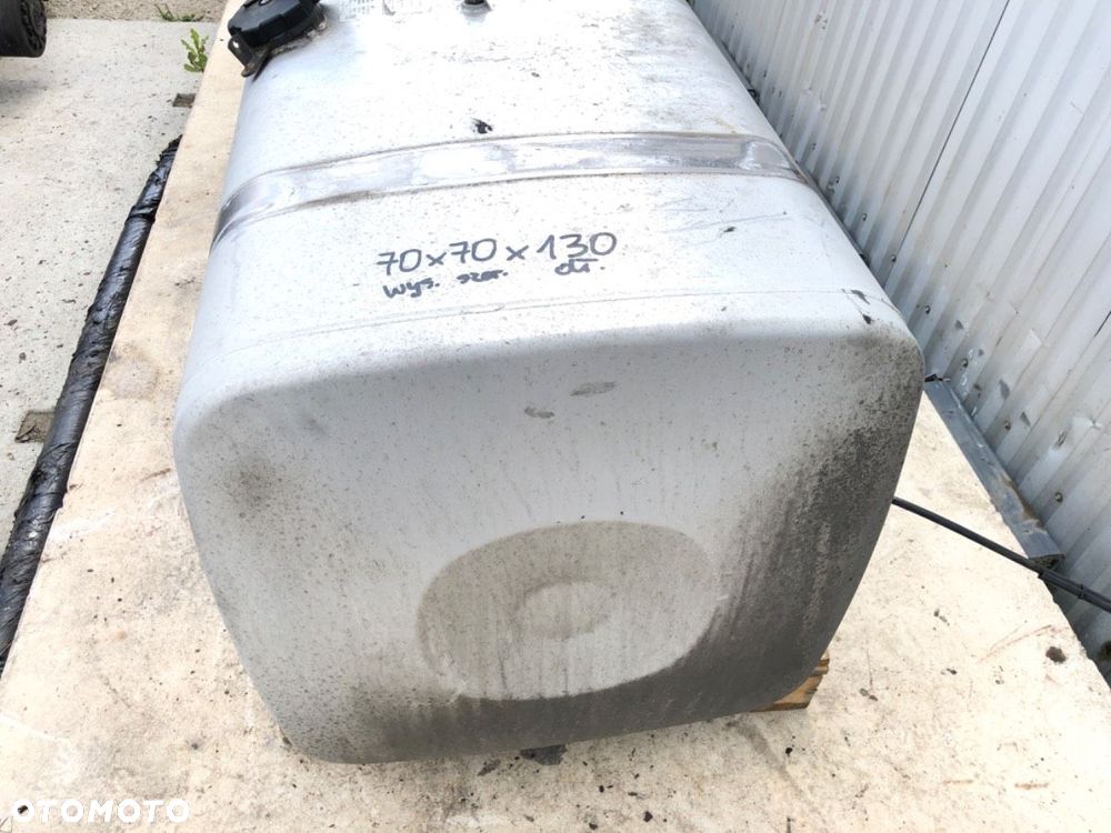 ZBIORNIK PALIWA 580L  MAN TGX I 2006 - 2022 18.440 324 kW [441 KM] 4x2 2012 - 3