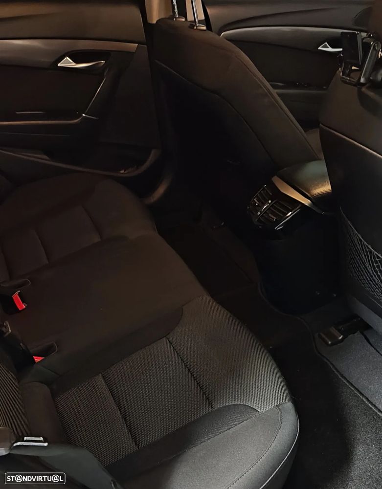 Hyundai i40 SW 1.7 CRDi Blue Comfort - 30