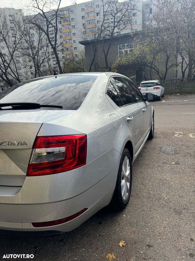Skoda Octavia 1.0 TSI Style - 4