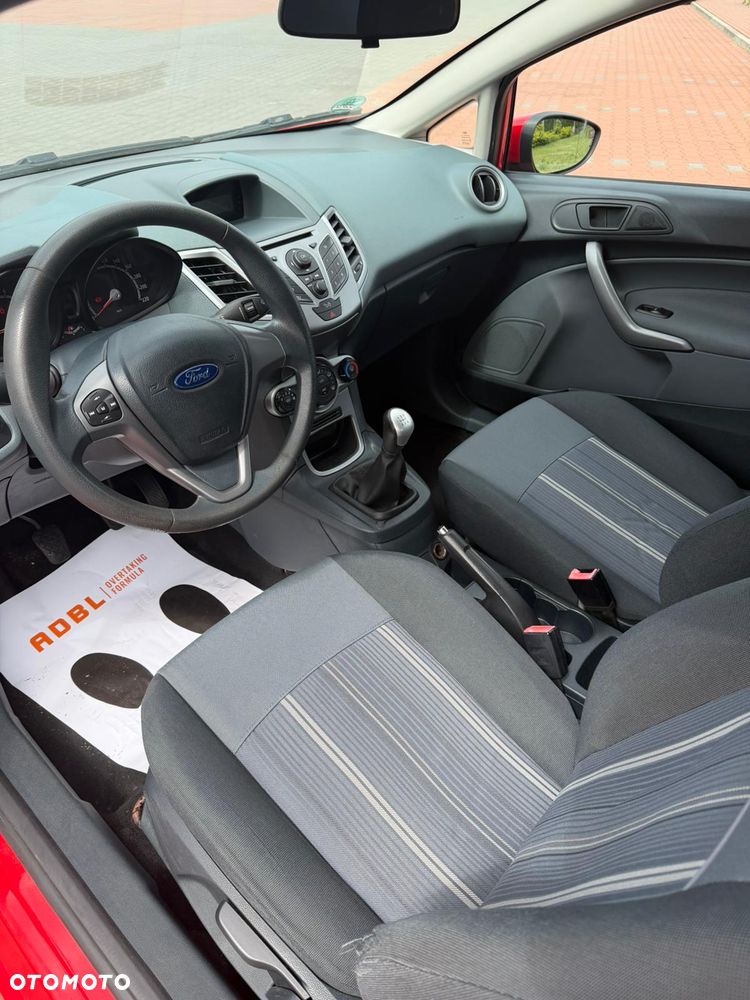 Ford Fiesta 1.25 Champions Edition - 14