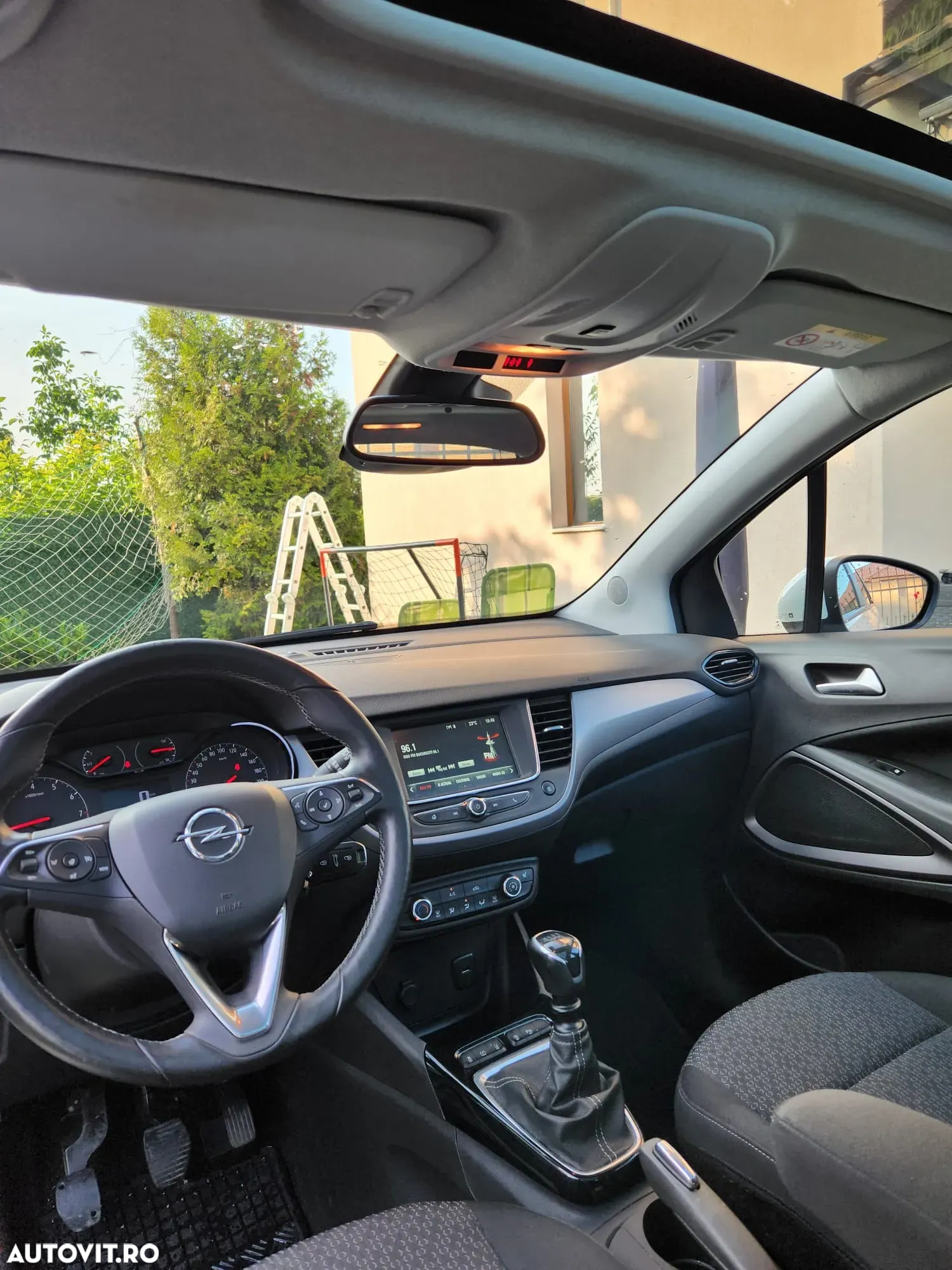 Opel Crossland X 1.2 ECOTEC Start/Stop Enjoy - 9