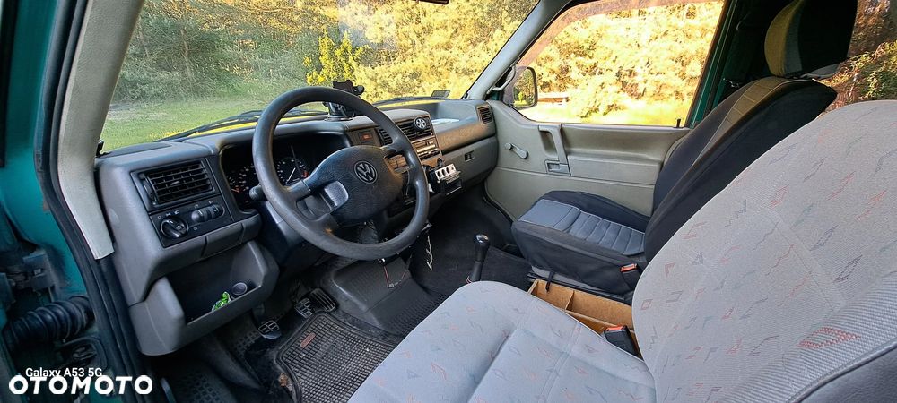 Volkswagen Transporter - 7