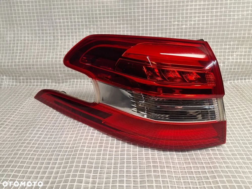 lampa tyl tylna lewa peugeot 308 II t9 2013-2017 kombi sw 9678093980 europa orginal demontaz - 1