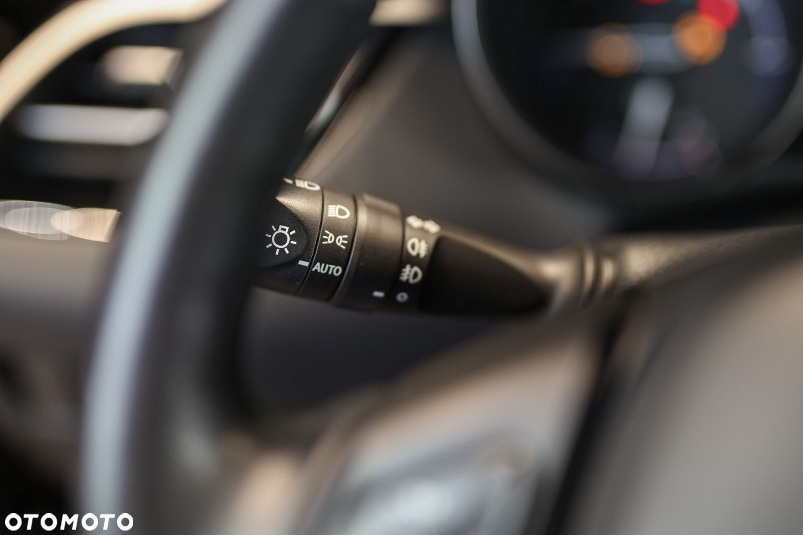 Toyota C-HR - 19