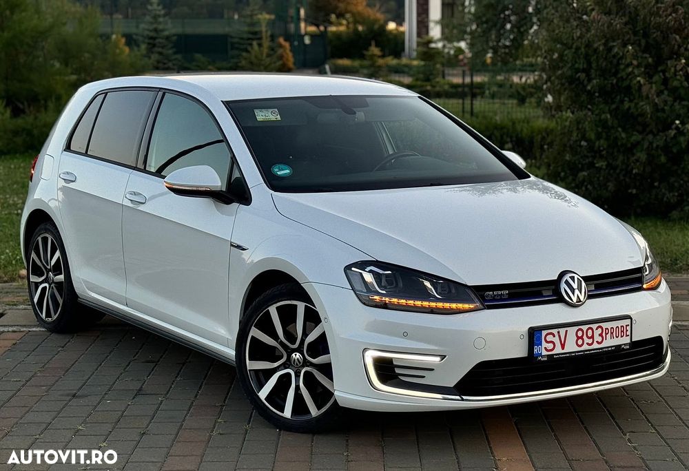 Volkswagen Golf 1.4 GTE Plug-In-Hybrid DSG - 4