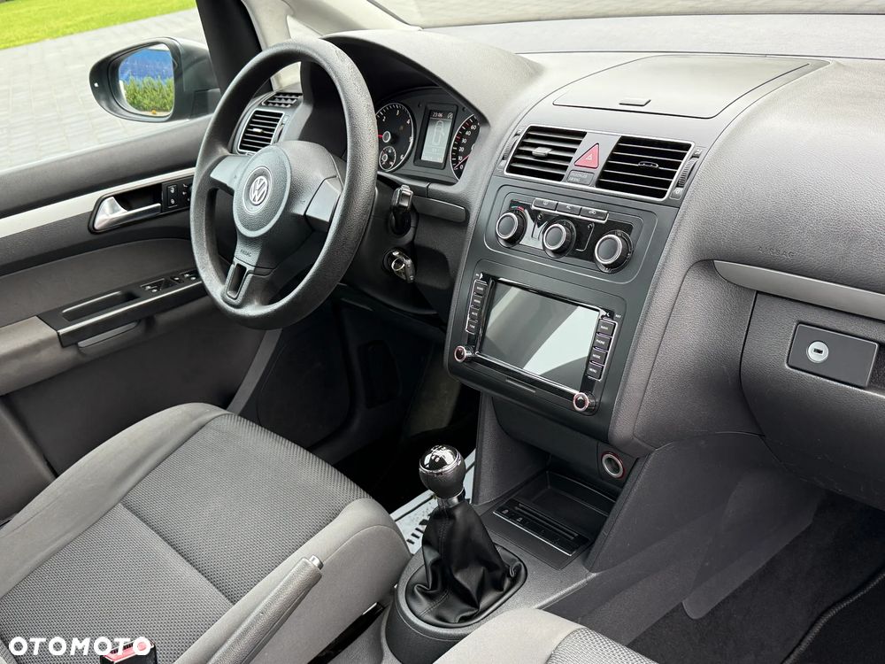 Volkswagen Touran 1.6 TDI DPF BlueMotion Technology Trendline - 5