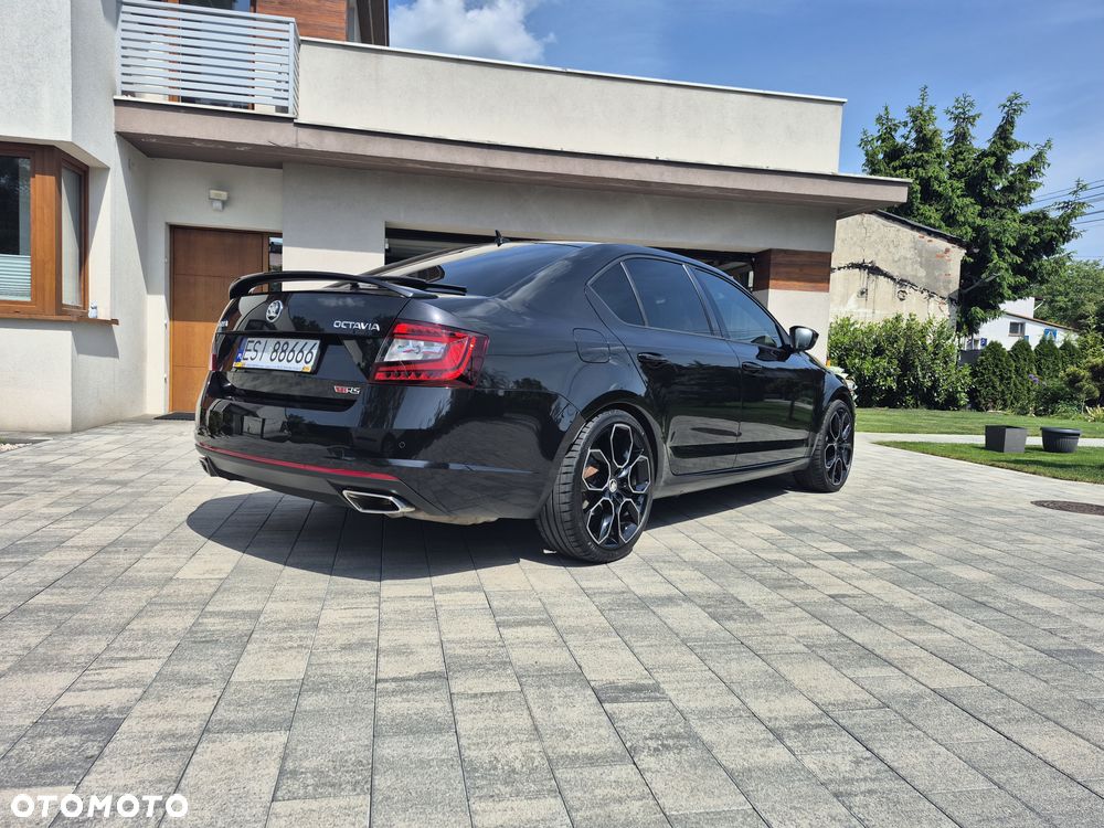 Skoda Octavia 2.0 TSI RS DSG - 3