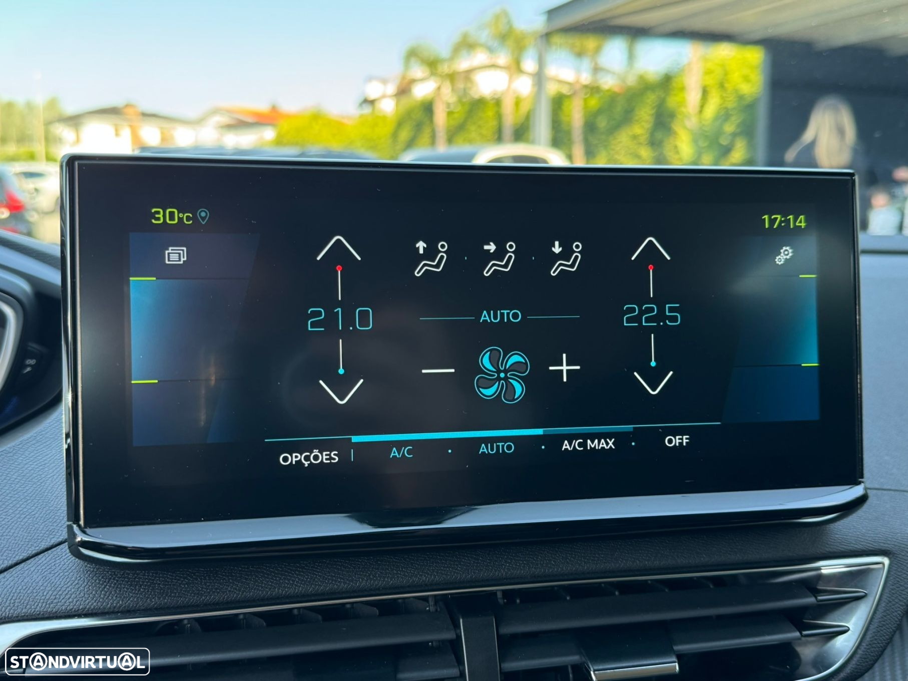 Peugeot 3008 1.6 Hybrid Allure e-EAT8 - 40