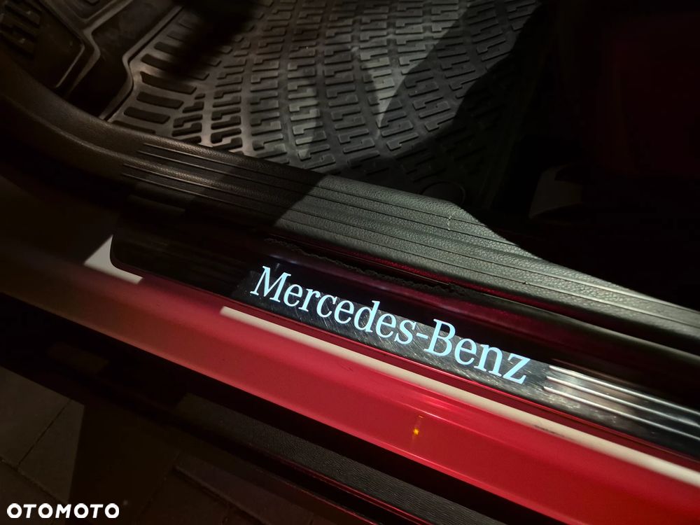 Mercedes-Benz GLA 180 (CDI) d 7G-DCT AMG Line - 14