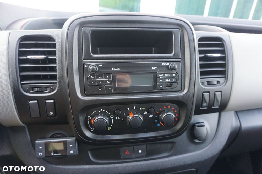 Renault TRAFIC - 7