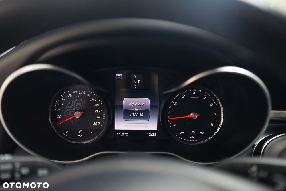 Mercedes-Benz GLC 300 4Matic 9G-TRONIC - 17