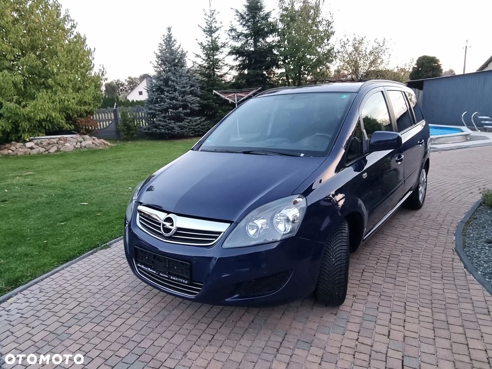 Opel Zafira 1.6 ECOFLEX Family Plus - 27